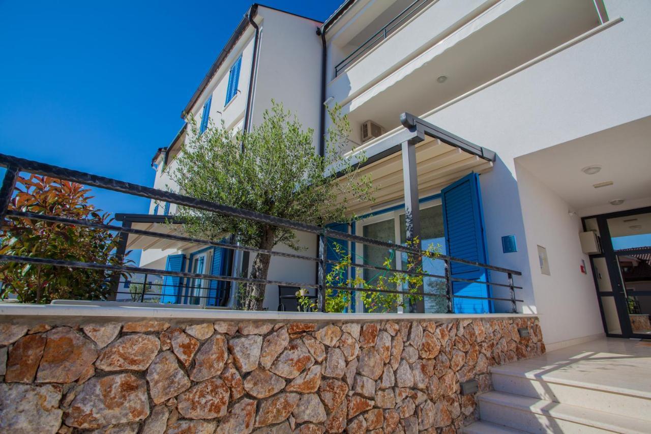 Apartman Madonnina Cres Εξωτερικό φωτογραφία